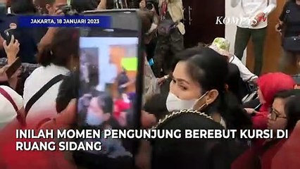 Momen Pengunjung Adu Mulut Saling Berebut Tempat Duduk saat Hadiri Sidang Richard Eliezer