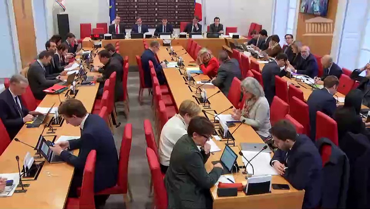 Commission des lois : Déroulement des élections sénatoriales ;  L’ubérisation, son lobbying et ses conséquences - Mercredi 18 janvier 2023