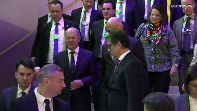 Поставки оружия Украине: от Давоса до Рамштайна