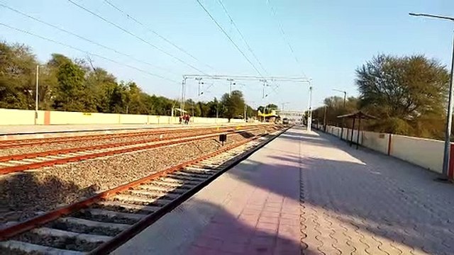 110 की स्पीड से दौड़ी विद्युतीकरण ट्रेन इंजन