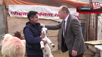 Kırıkkale'de 17 yaşındaki çoban 3 yıl sonra okula döndü