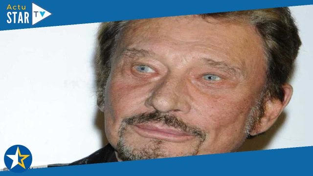 Johnny Hallyday “angoissé” : ce qu’il détestait à La Savannah, sa villa de Marnes-la-Coquette