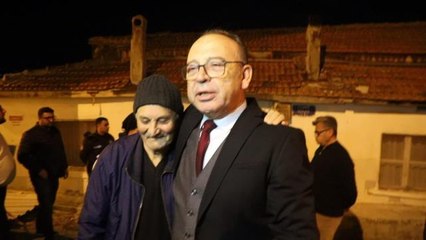 Turgutlu Belediye Başkanı Akın'dan Toprak Kaymasından Etkilenen Yurttaşlara Destek