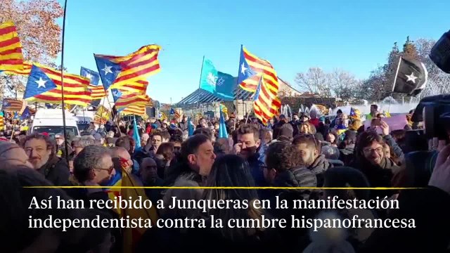 Abucheos e insultos de los independentistas a Junqueras