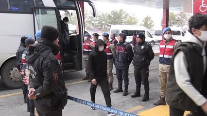 227 Afgan düzensiz göçmen ülkelerine yollandı