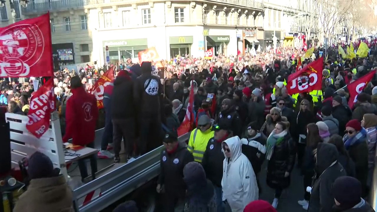 Massive Proteste gegen Rentenreform in Frankreich