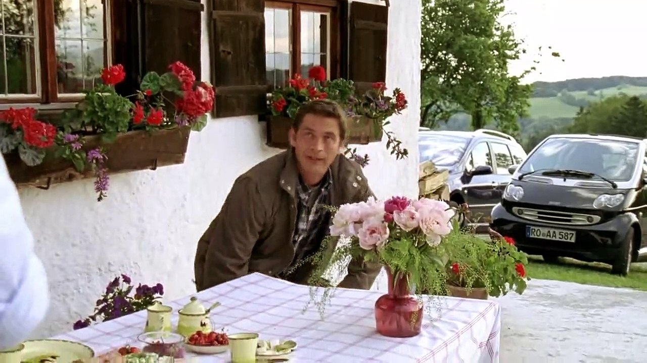 Die Rosenheim-Cops (228) Staffel 11 Folge 16 - Jagd auf Watzmann