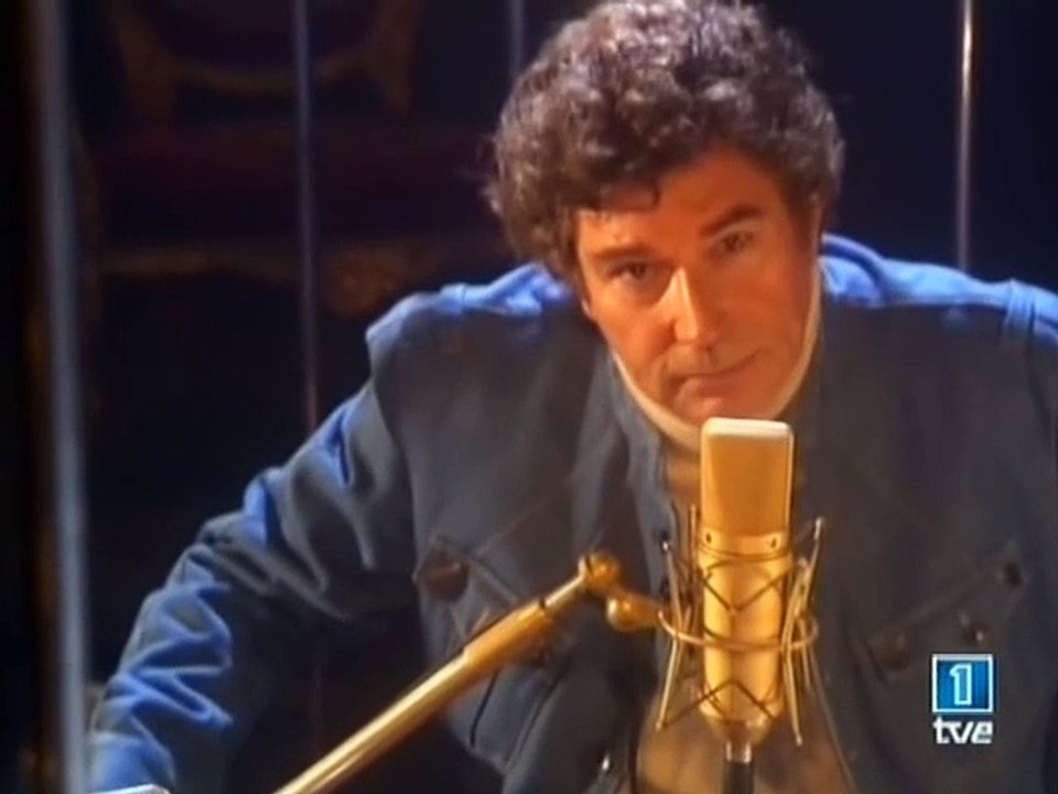 El loco de la colina todo es un show