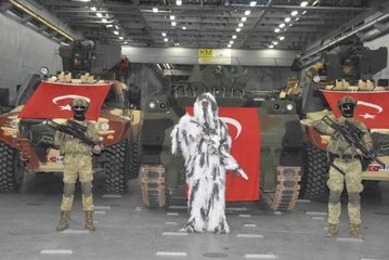 NATO'nun Deniz Kuvvetleri komutası bir yıl süreyle Türkiye'ye geçti (2)
