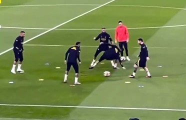 Achraf Hakimi humilié par le quatuor Mbappé-Neymar-Messi-Ramos sur un toro