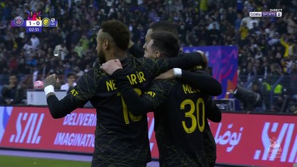 Neymar et Messi combinent pour ouvrir le score d'entrée