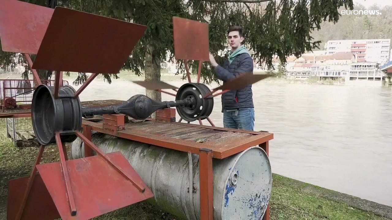 Selbstgebaute Wasserkraftwerke: Wie Bosnier mit ihrem Wissen Ukrainern helfen
