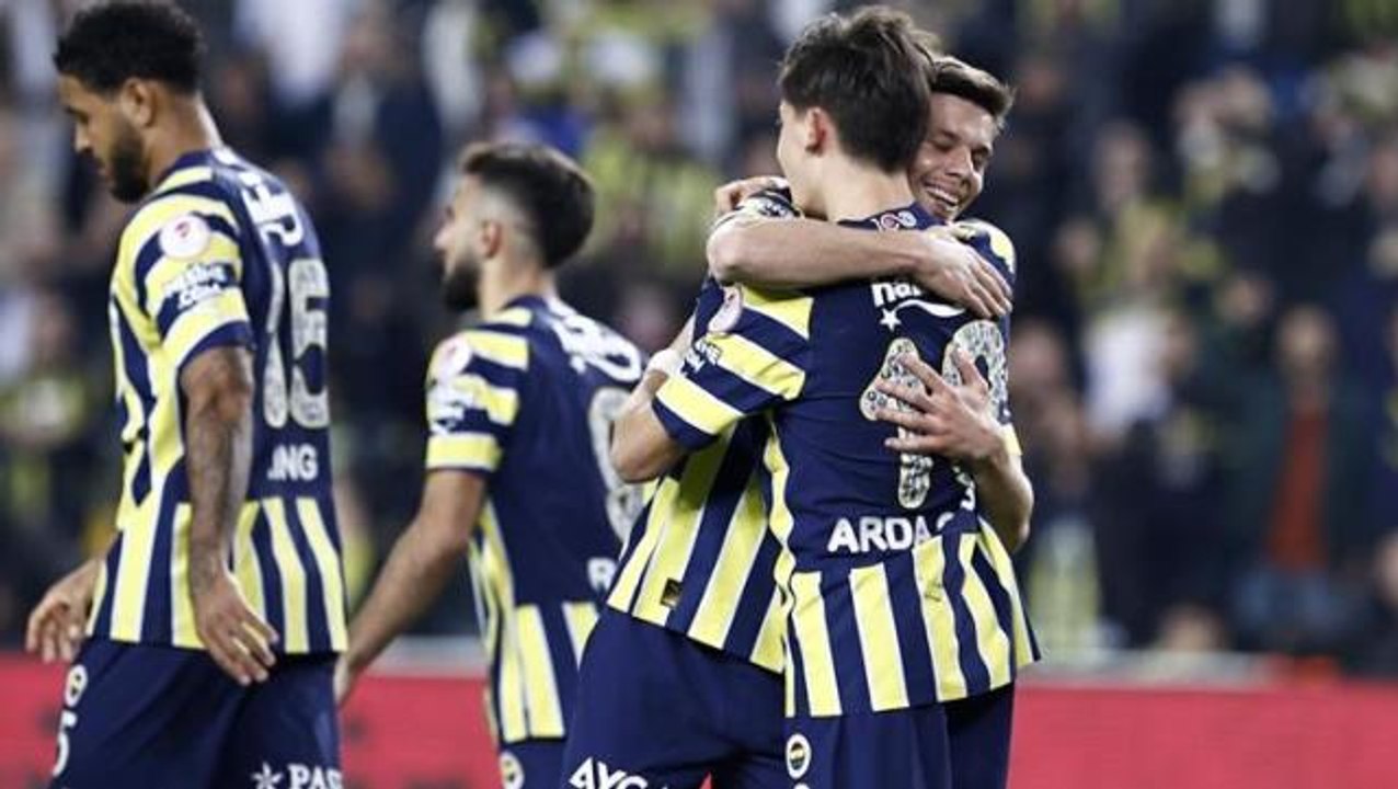 Son Dakika: Çaykur Rizespor'u 2-1 mağlup eden Fenerbahçe, Ziraat Türkiye Kupası'nda çeyrek finale kaldı
