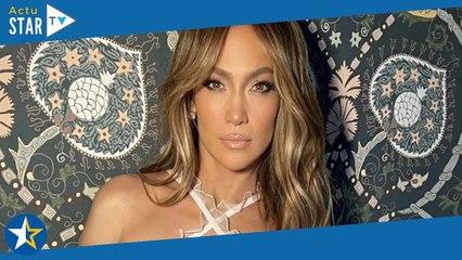 Jennifer Lopez éblouissante sur le tapis rouge pour l'avant-première de son film, bientôt disponible