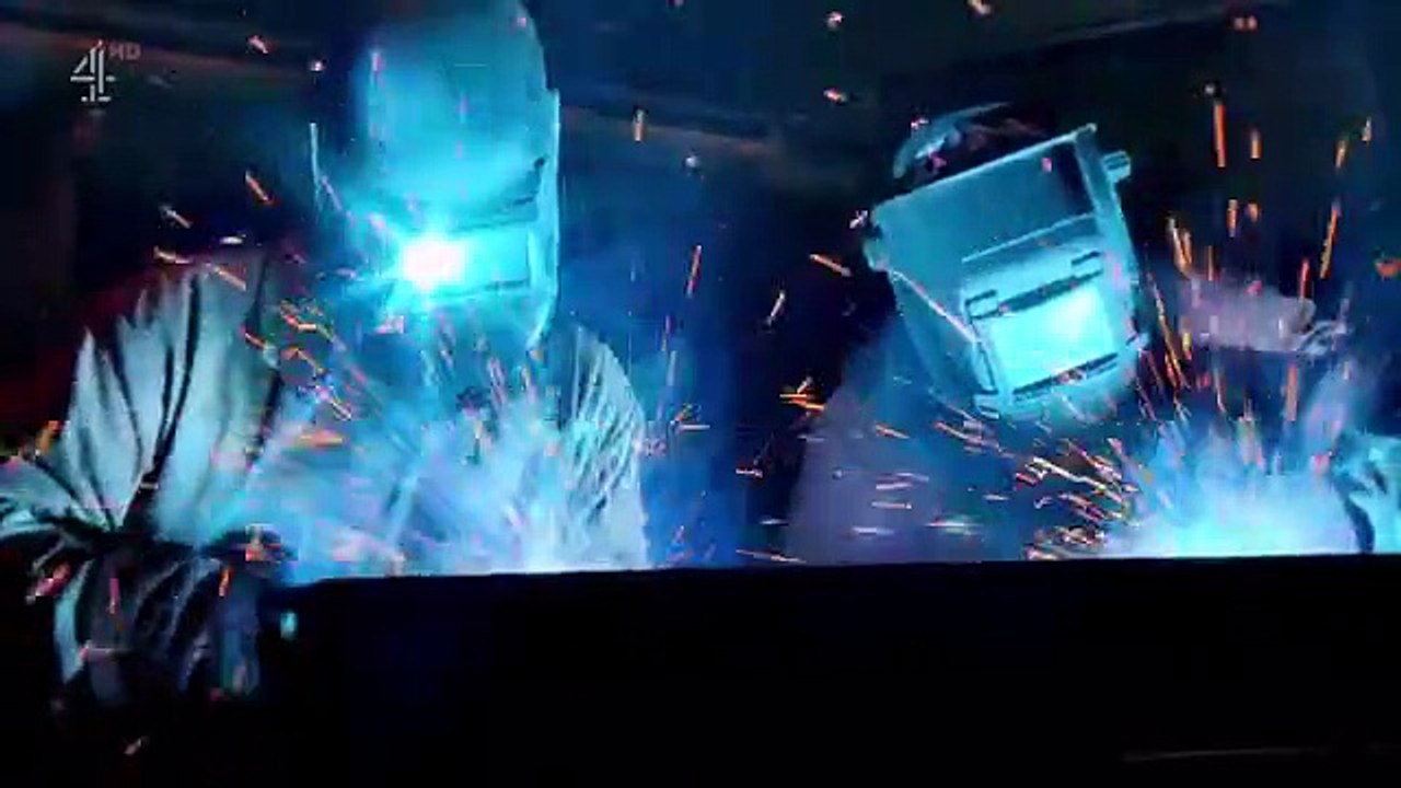 Grand Designs Se20 Ep07 Strathaven Airfield Revisited HD Watch