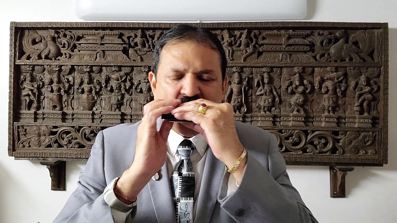 Gujarati Aarti Om Jai Jagdeesh Hare Ma Jai Jagadish Hare on Harmonica