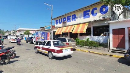 Ancianitos fueron despedidos de conocida tienda