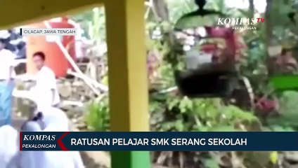 Ratusan Pelajar SMK Serang Sekolah