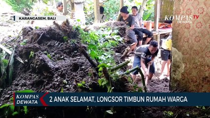 Longsor Timbun Rumah Warga Di Karangasem