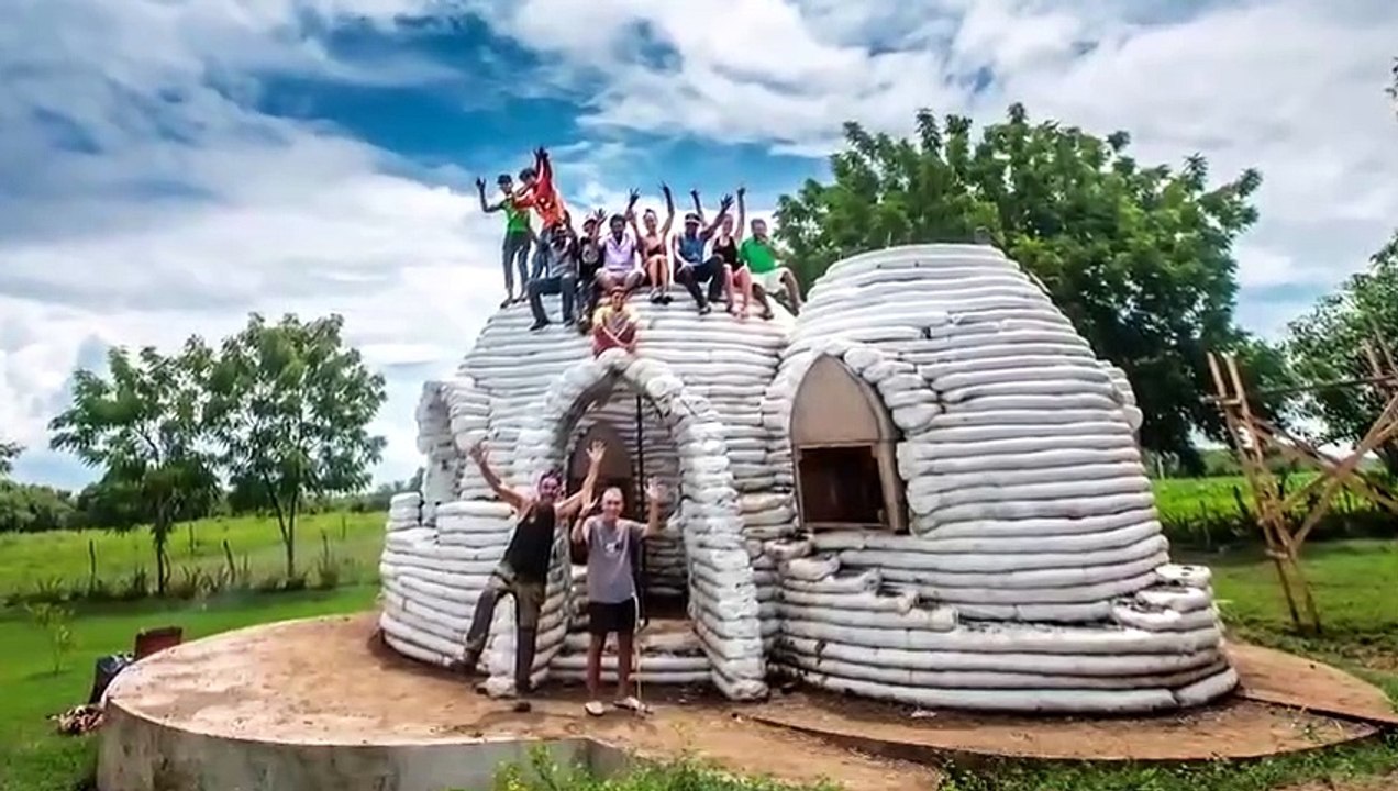 Building Off the Grid - Se5 - Ep01 - Montana Mountaintop HD Watch