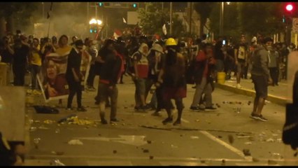 In Perù proteste contro la presidente: 1 morto e blindati a Lima