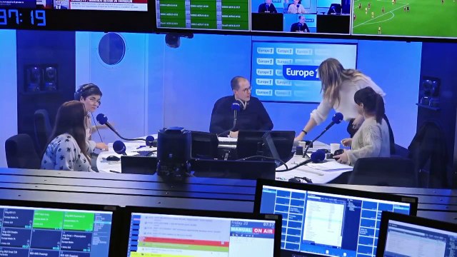 «Quand je me regarde en vrai, je suis déçue» : ces filtres qui font complexer les ados