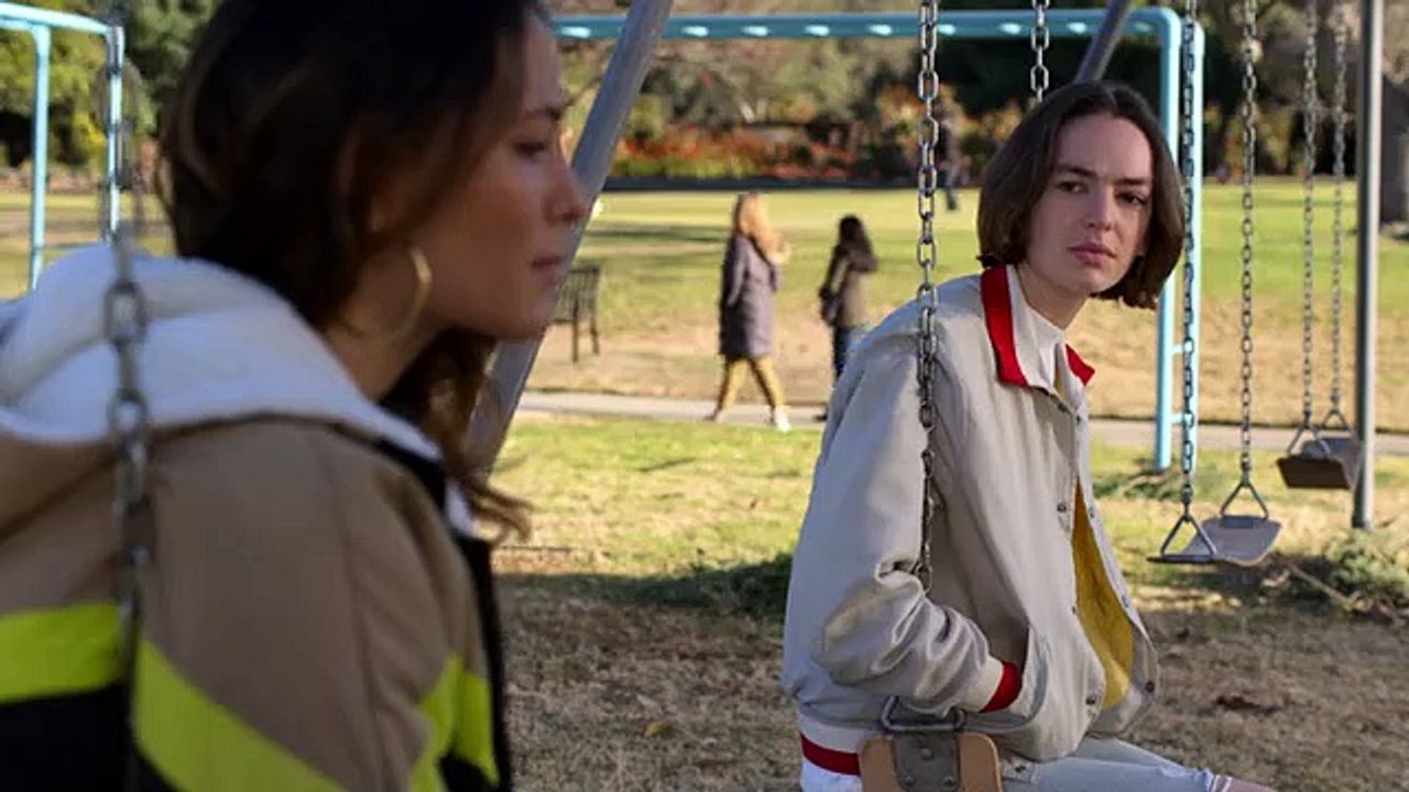 Atypical - Se4 - Ep05 HD Watch