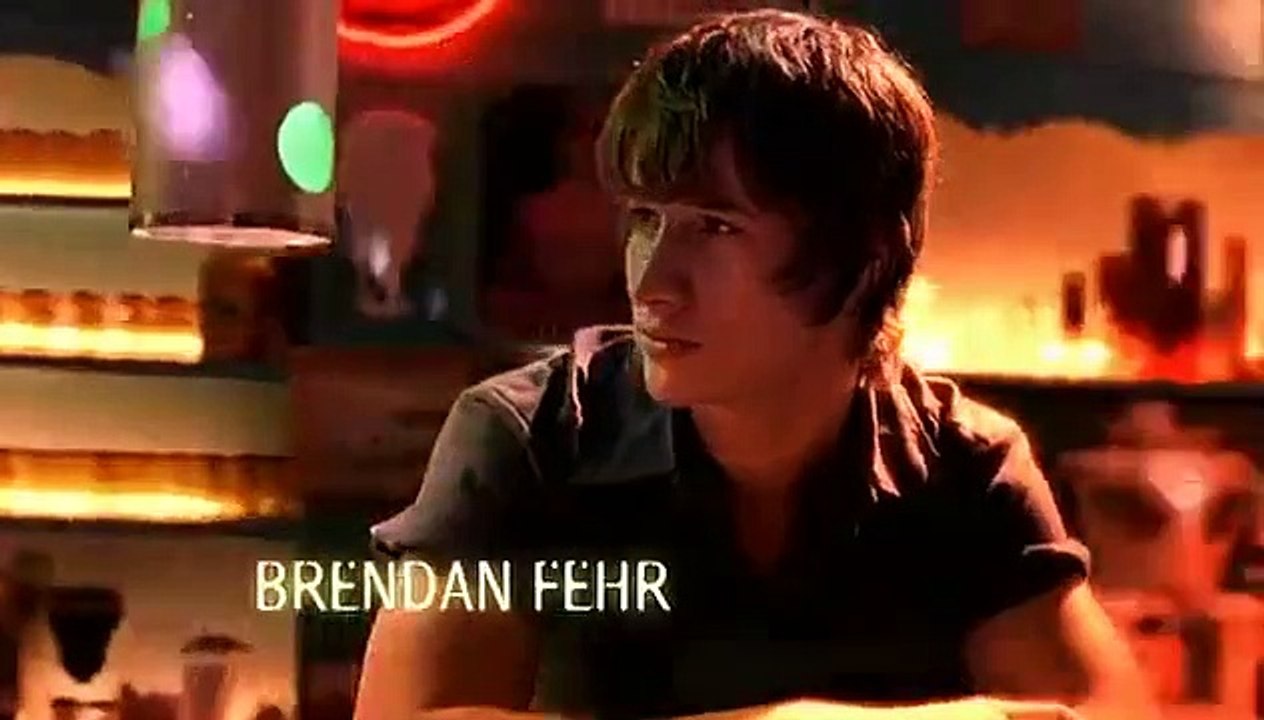 Roswell - Se2 - Ep14 HD Watch