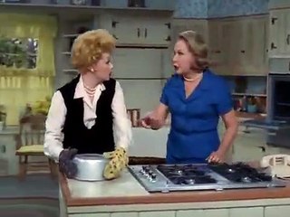 The Lucy Show - Se2 - Ep28 HD Watch
