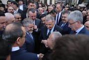 Hazine ve Maliye Bakanı Nebati, Kocaeli'de esnaf ziyareti gerçekleştirdi