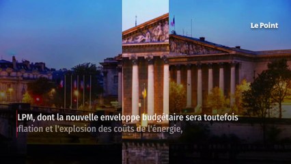 Armées : Emmanuel Macron annonce une enveloppe de 413 milliards d'euros