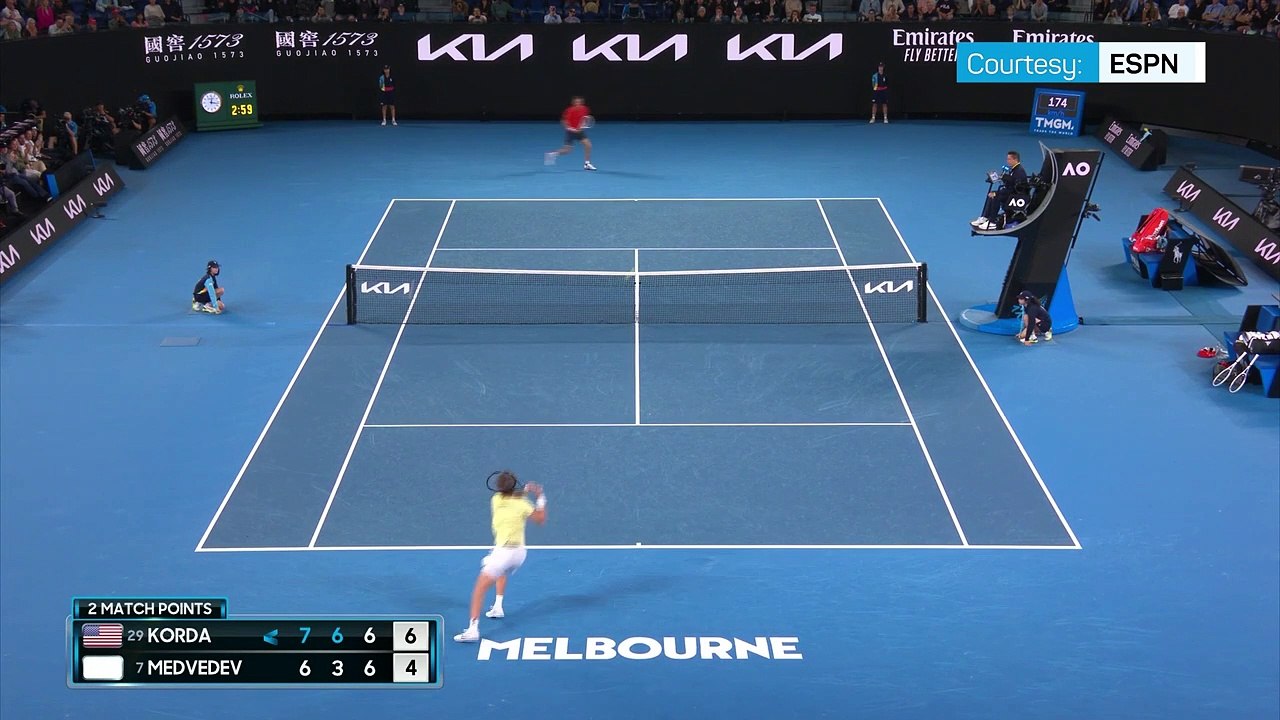 Korda stuns Medvedev in straight sets