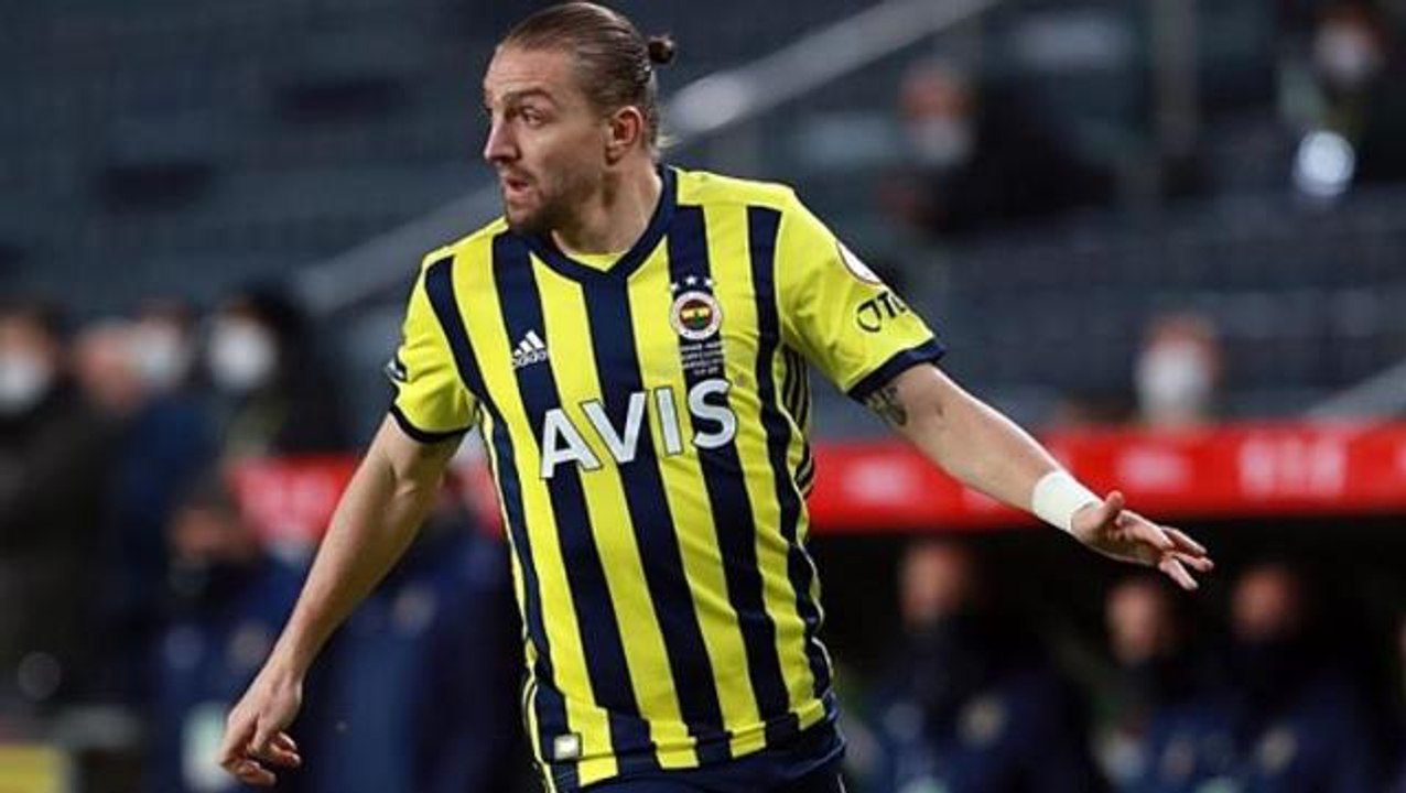 Ezeli rakibe transfer oluyor! Caner Erkin'den F...