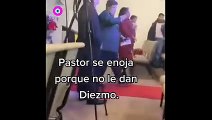 Pastor corre a los creyentes porque no dieron diezmo