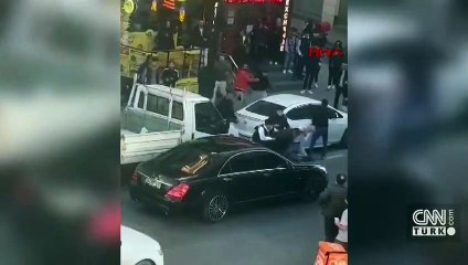 Küçükçekmece'de liselilerin yumruklu kavgası