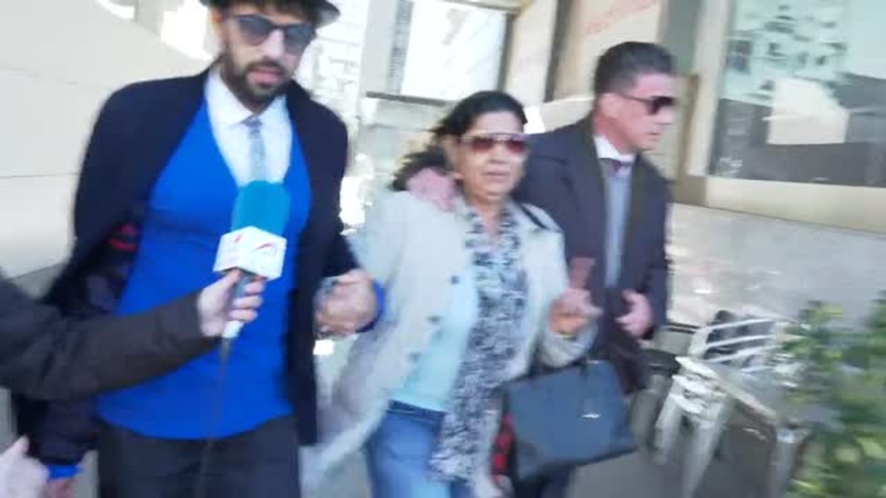 La madre de Dani Alves, destrozada, confía en la inocencia de su hijo