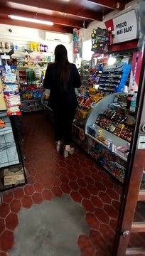 La escapadita de Tomei al kiosco durante los alegatos: de tres empanadas a tres barritas de cereal