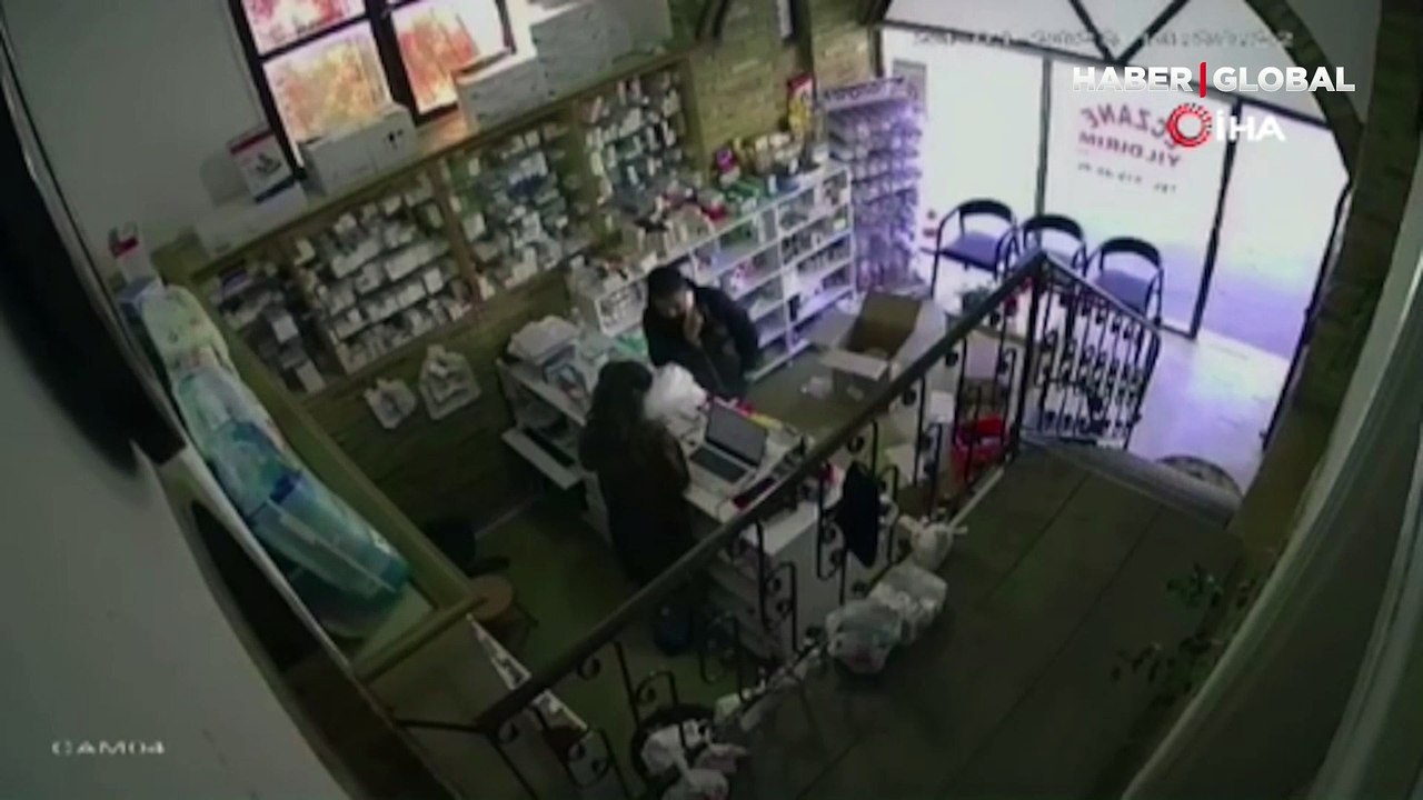 İnatçı keçi girdiği eczanede ortalığı birbirine kattı... "Bizi korkuttu, çıkmak istemedi kovaladı"
