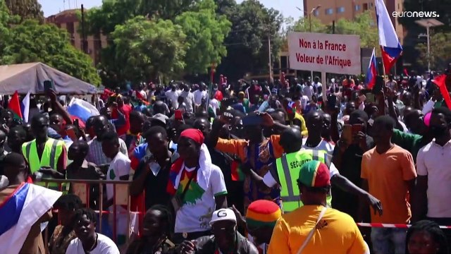 Burkina Faso: manifestazioni anti-francesi a Ouagadougou