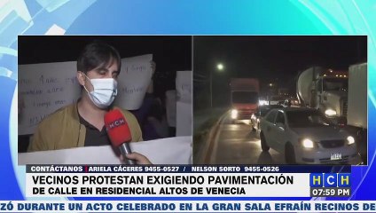 Vecinos de la res. Altos de Venecia protestan exigiendo pavimentación de calle
