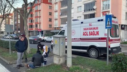 Seyir halindeki motosiklet kasiste yavaşlayan otomobile böyle çarptı