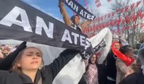 Erdoğan mitinginde, 'Sinan Ateş için Adalet' diye haykıran kadınlara polis müdahale etti
