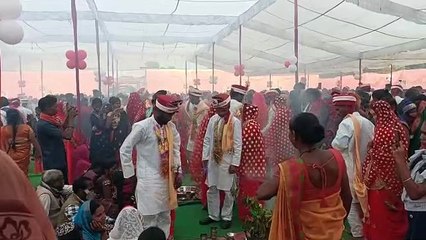 वैदिक मंत्रोच्चारण व सामाजिक रीति रिवाज के साथ 146 जोड़े एक दूजे के हुए