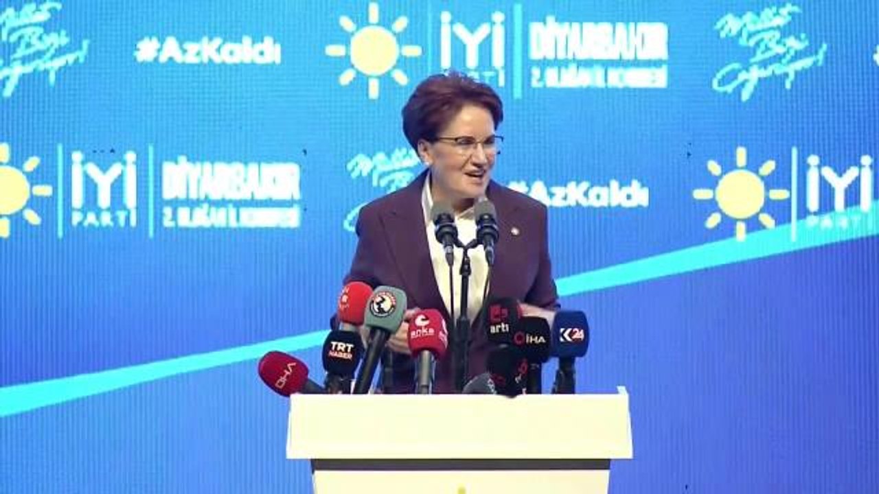Akşener'den Diyarbakır Kongresi'nde '14 Mayıs' Mesajı: "Yeter Söz Milletindir Diyeceğimiz Mukaddes Bir Milat Olacak.