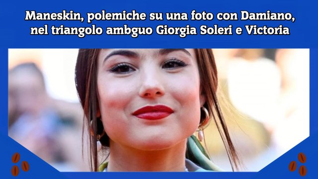 Maneskin, polemiche su una foto con Damiano, nel triangolo ambguo Giorgia Soleri e Victoria