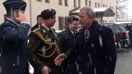إلغاء زيارة وزير الدفاع السويدي لتركيا على خلفية تظاهرة مناهضة لأنقرة في ستوكهولم