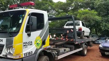 Uno que foi furtado no início do ano é encontrado abandonado no Floresta