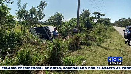 ¡Heridos dos miembros de la Policía Nacional tras volcamiento en Colón!