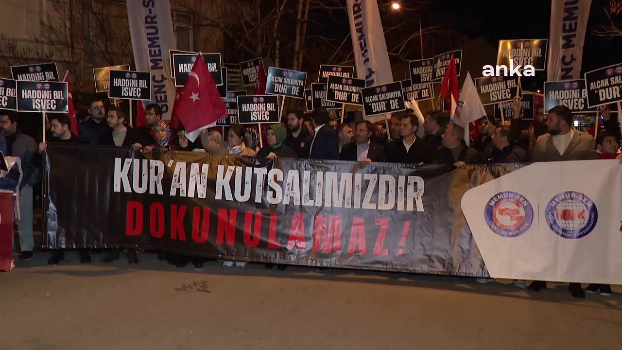 Stockholm’de Kur’an-i Kerim'in yakilmasi, İsveç Büyükelçiği önünde protesto edildi