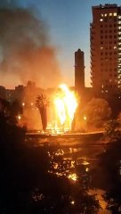 Incendio en el parque de Diagonal Mar